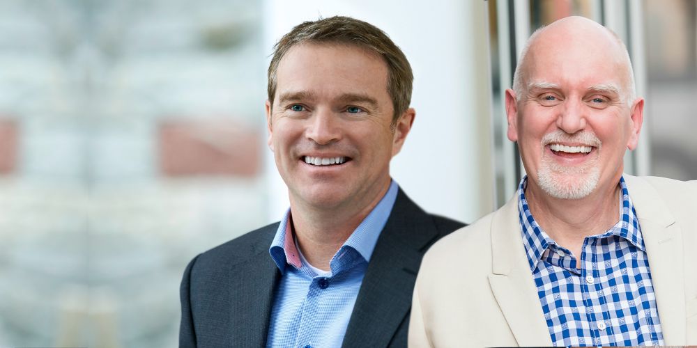 Adrian Gostick & Chester Elton - presentation Banner Image - 2000x1000